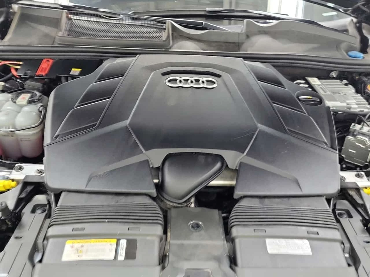 Audi Q7 * PROGRESSIV * CARFAX * ЦЕНА ДО БГ, снимка 16 - Автомобили и джипове - 54082130