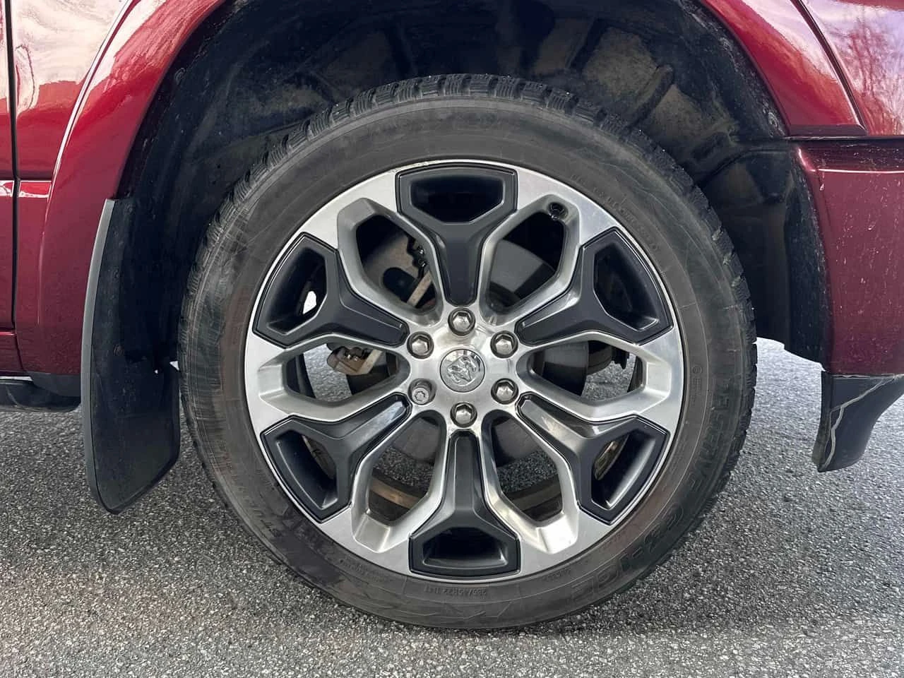 Dodge RAM 1500 Limited /CAMERA/Harman Kardon/Въздух , снимка 7 - Автомобили и джипове - 54108024