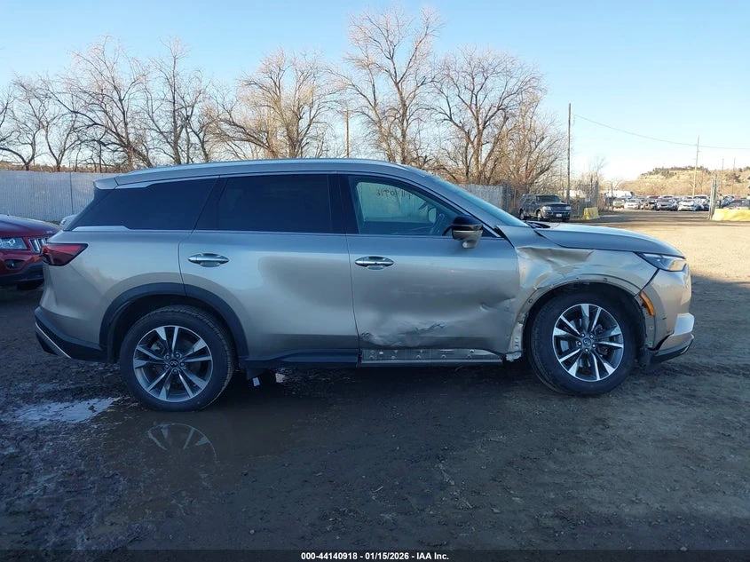 Infiniti QX60 3.5l Luxe Awd, снимка 13 - Автомобили и джипове - 54141587