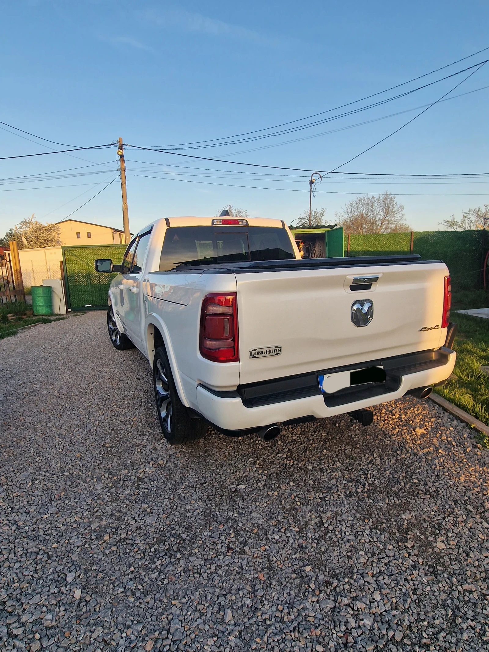 Dodge RAM 1500 5.7 HEMI e-Torque/Longhorn/LPG , снимка 4 - Автомобили и джипове - 54328320