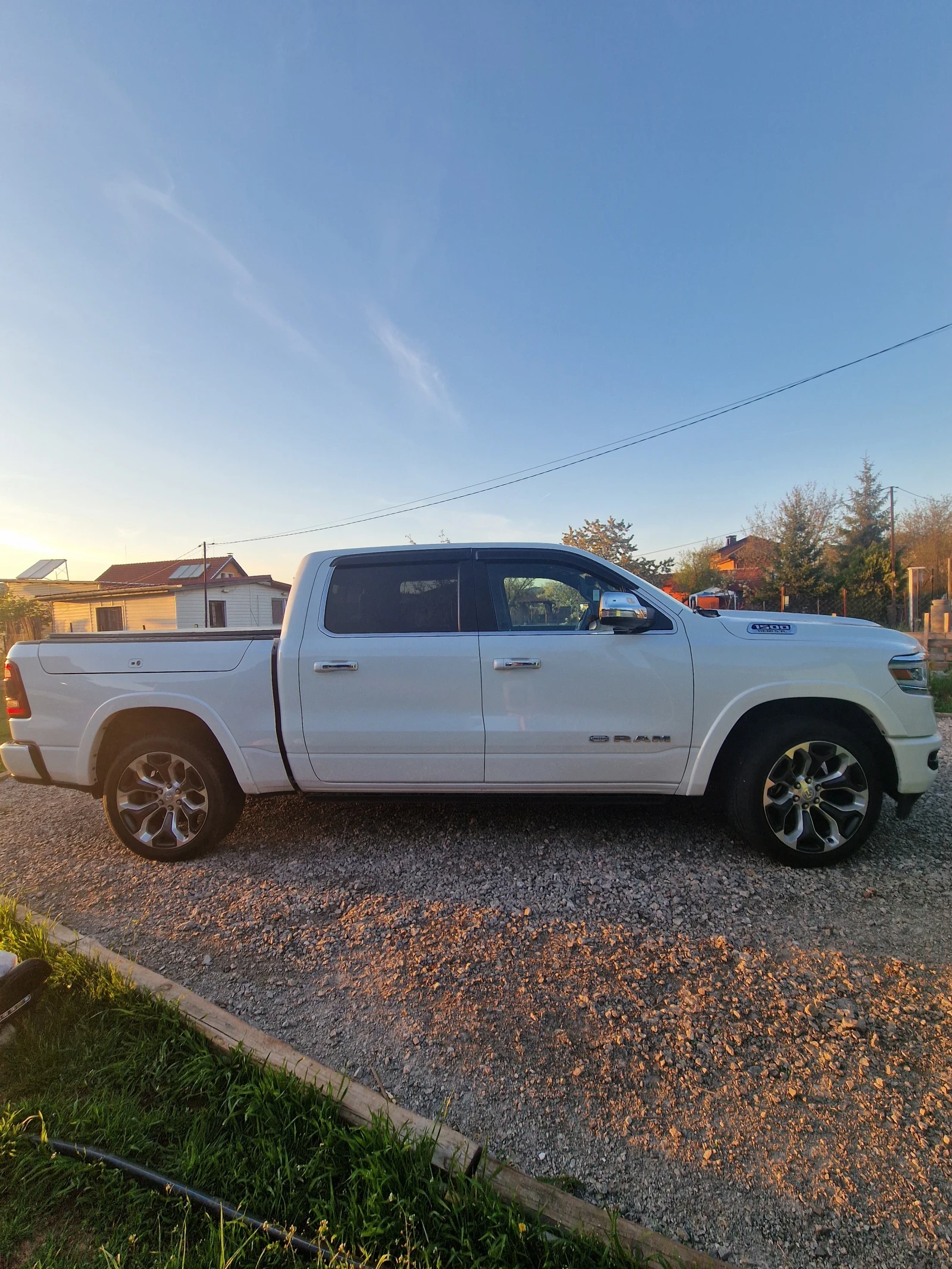 Dodge RAM 1500 5.7 HEMI e-Torque/Longhorn/LPG , снимка 6 - Автомобили и джипове - 54328320