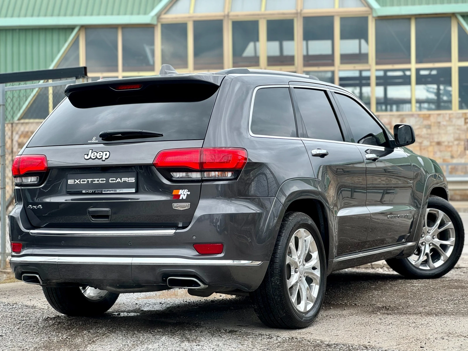 Jeep Grand cherokee 3.6 V6 FaceLift ! Summit !, снимка 4 - Автомобили и джипове - 54669635