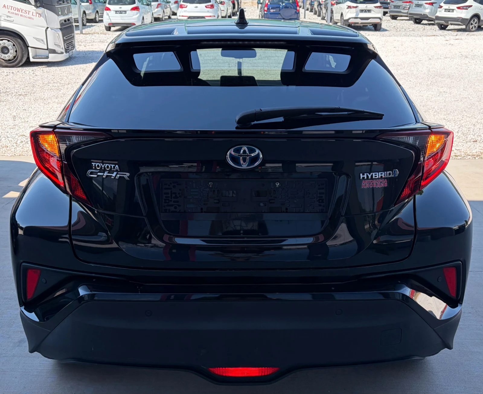 Toyota C-HR 1.8 HYBRID , снимка 5 - Автомобили и джипове - 55045098