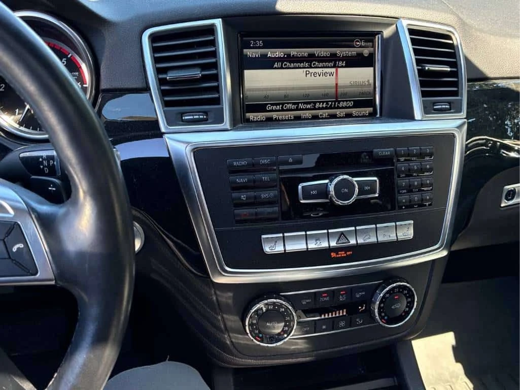 Mercedes-Benz ML 350 * BlueTEC * CARFAX * ОПЦИЯ ЗА ФИНАНСИРАНЕ, снимка 8 - Автомобили и джипове - 55305916