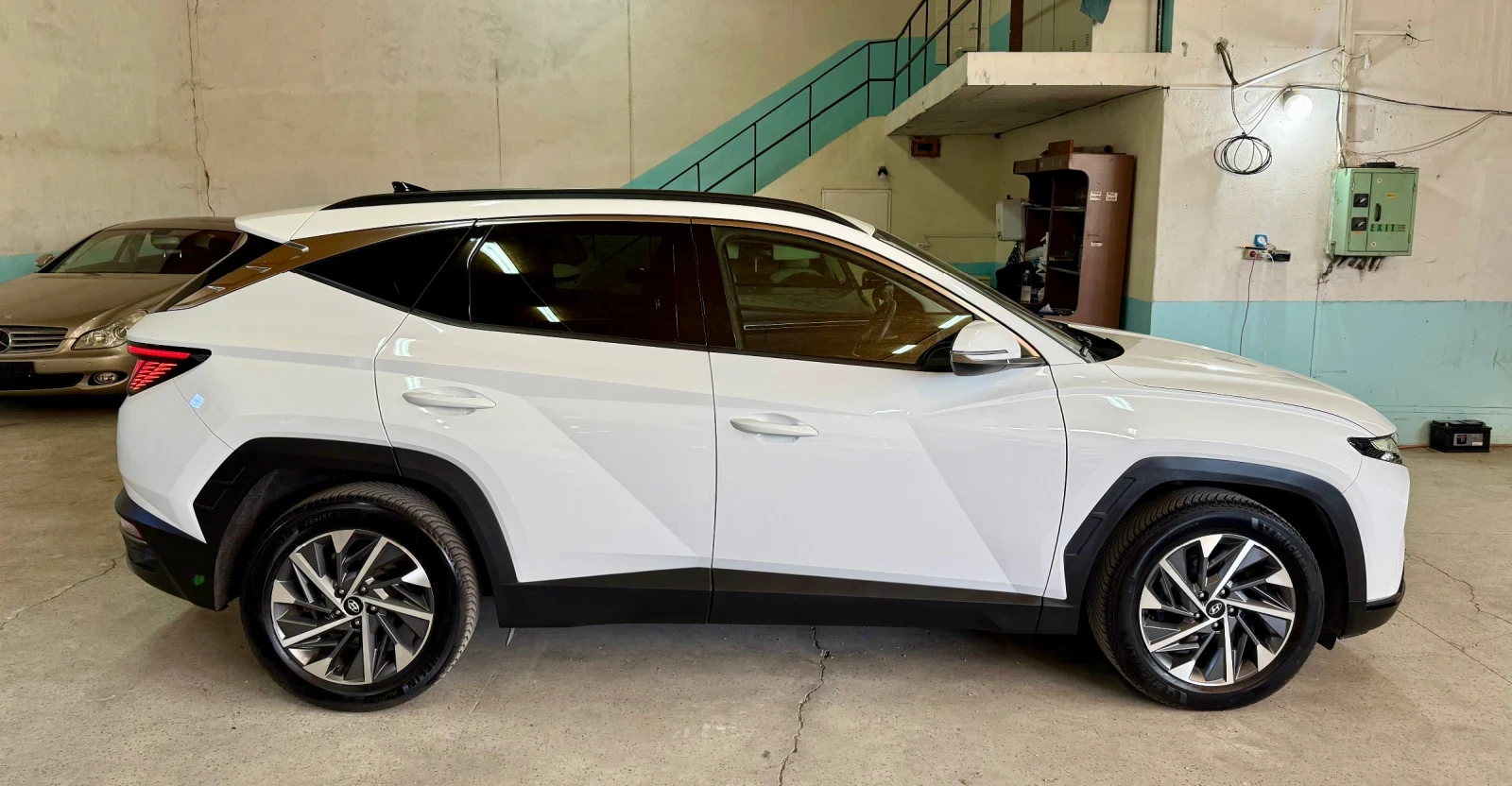 Hyundai Tucson 1.6 CRDi Mild-Hybrid 4x4 Автоматик 09.2021 г., снимка 9 - Автомобили и джипове - 55463775