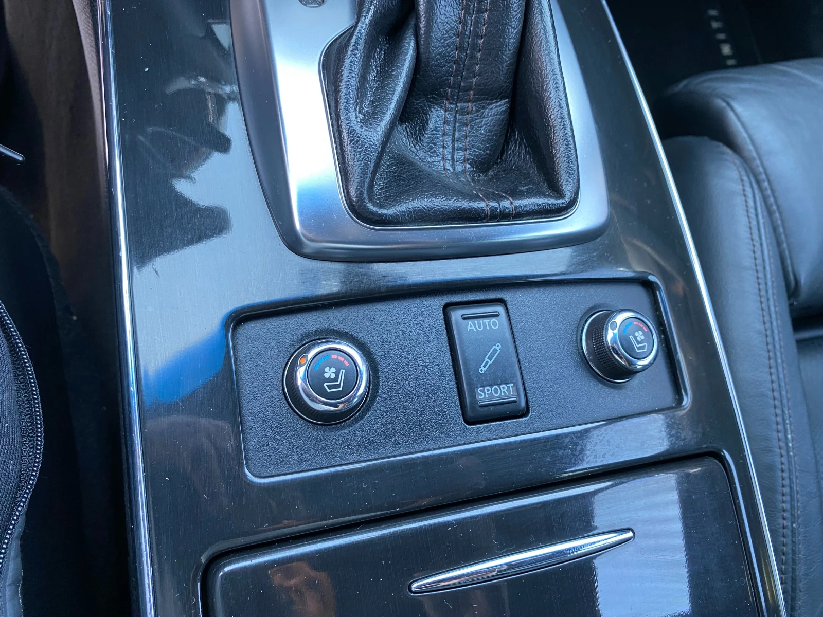 Infiniti Fx 30 3.0d FULL FULL FULL, снимка 9 - Автомобили и джипове - 55569883