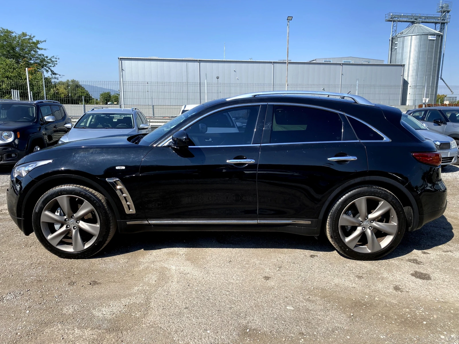 Infiniti Fx 30 3.0d FULL FULL FULL, снимка 2 - Автомобили и джипове - 55569883