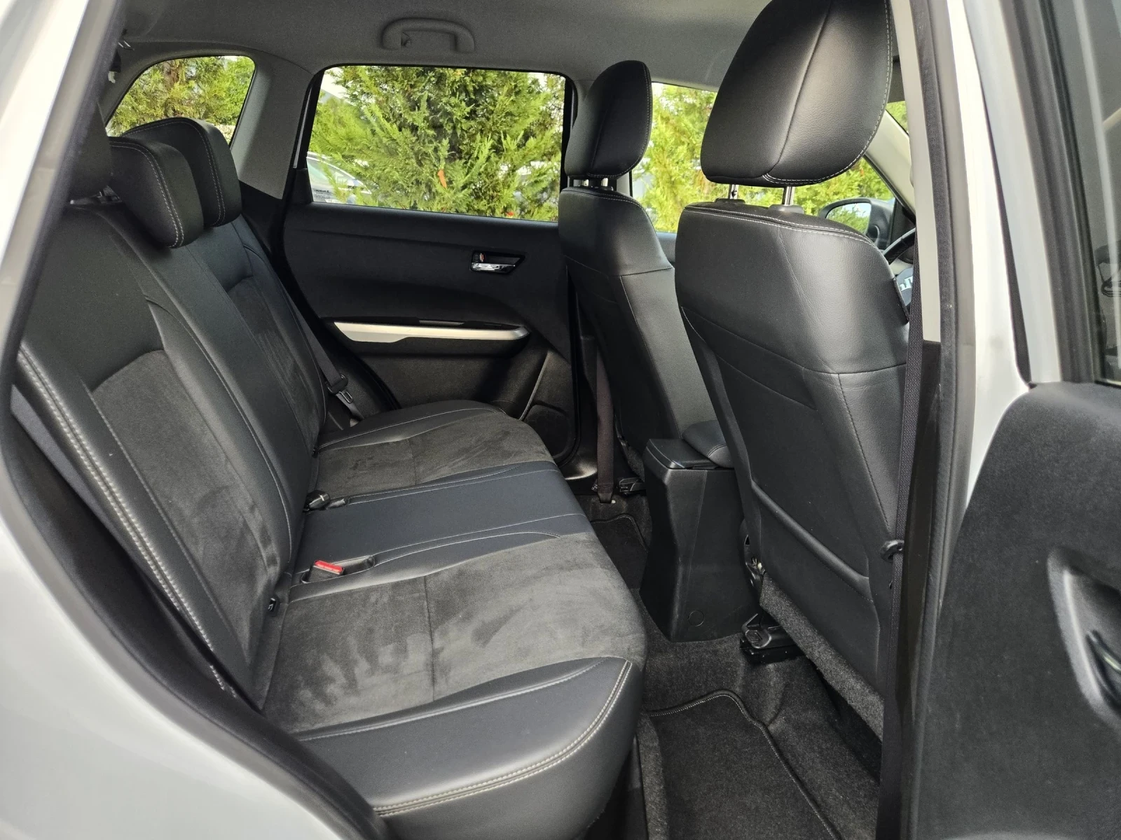 Suzuki Vitara 1.6DDIS-120кс= ALL GRIP= АВТОМАТ= DISTRONIC= CAMER, снимка 3 - Автомобили и джипове - 55792946
