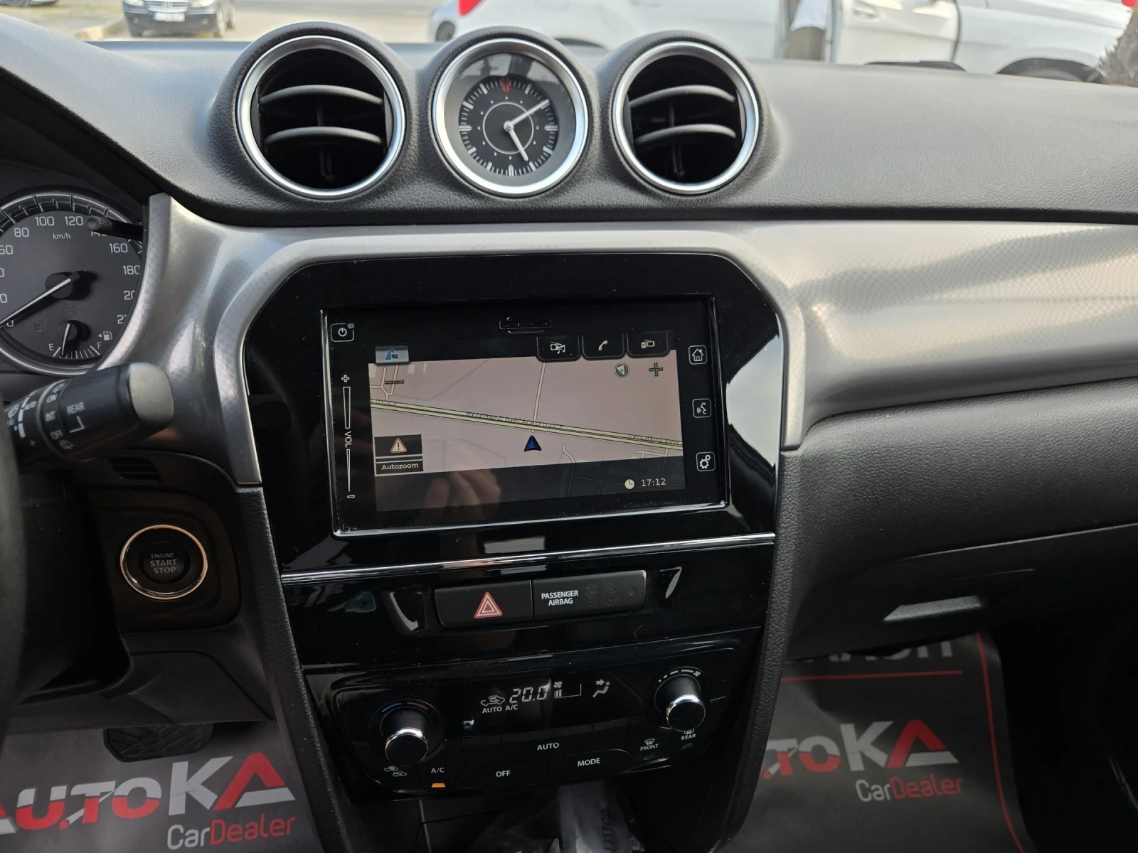 Suzuki Vitara 1.6DDIS-120кс= ALL GRIP= АВТОМАТ= DISTRONIC= CAMER, снимка 15 - Автомобили и джипове - 55792946