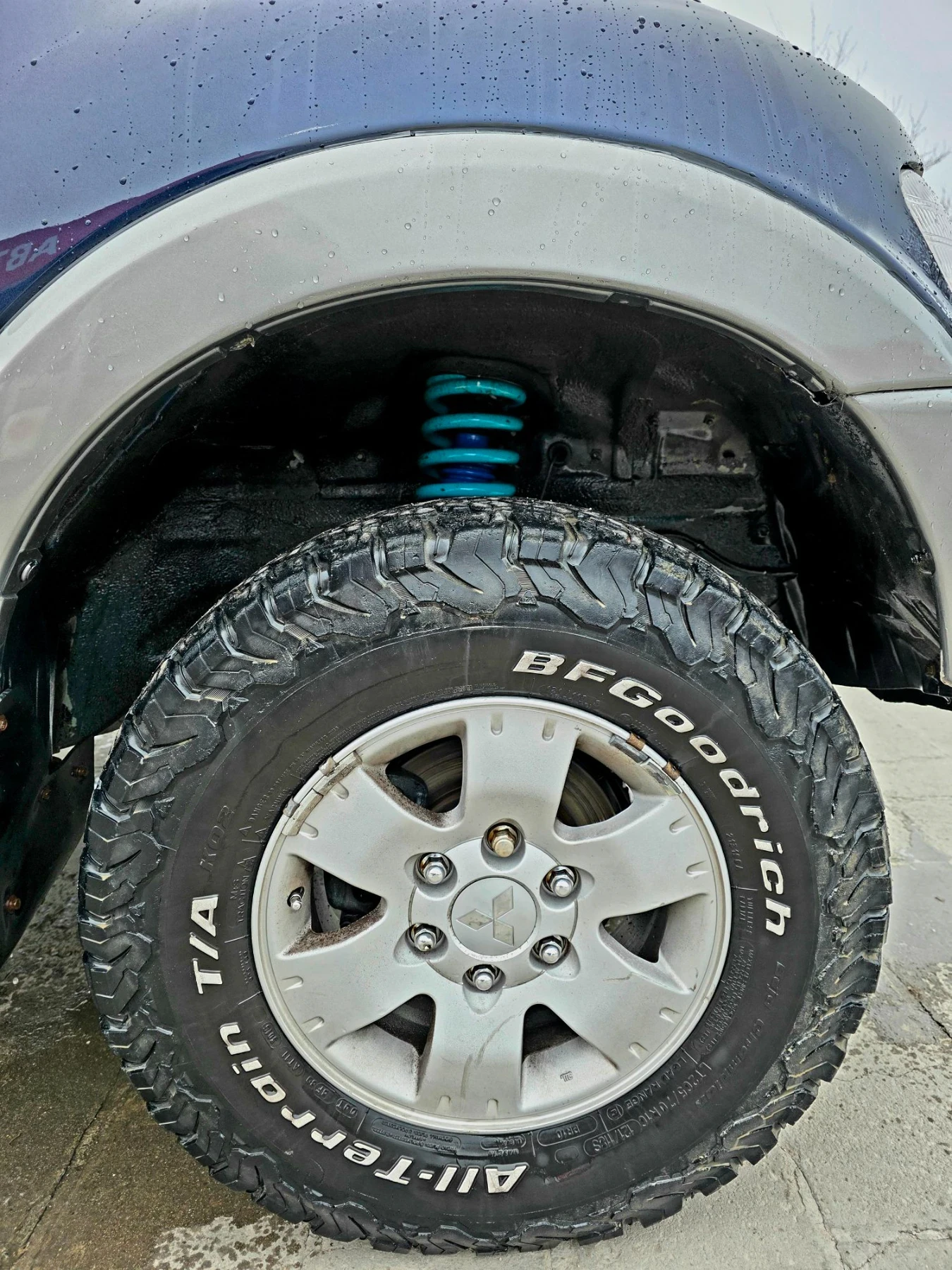 Mitsubishi Pajero, снимка 13 - Автомобили и джипове - 56244584