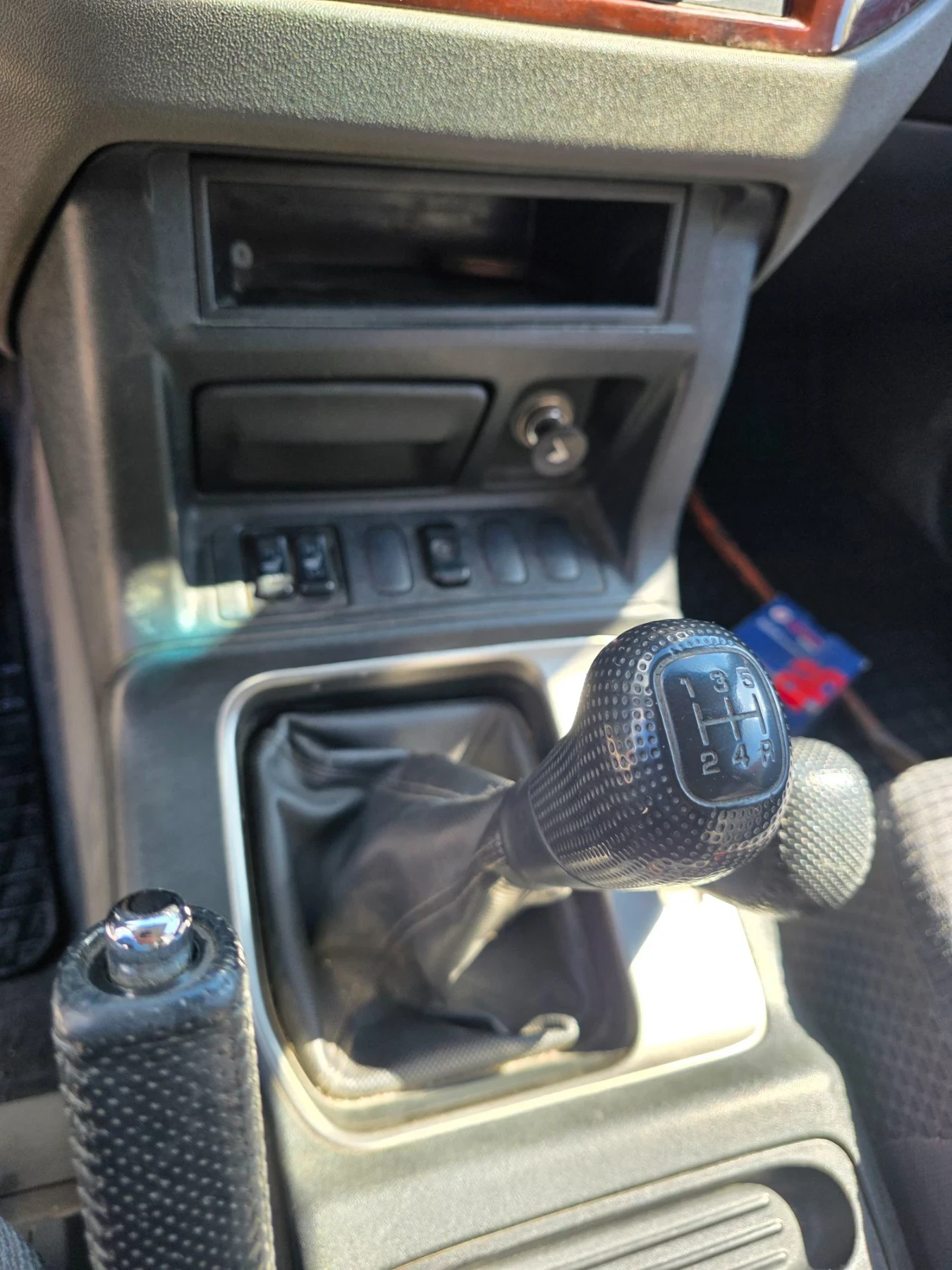 Mitsubishi Pajero, снимка 11 - Автомобили и джипове - 56244584