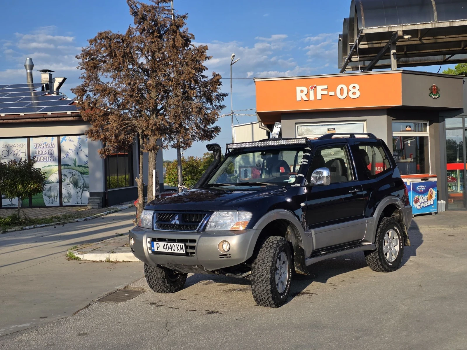 Mitsubishi Pajero, снимка 3 - Автомобили и джипове - 56244584