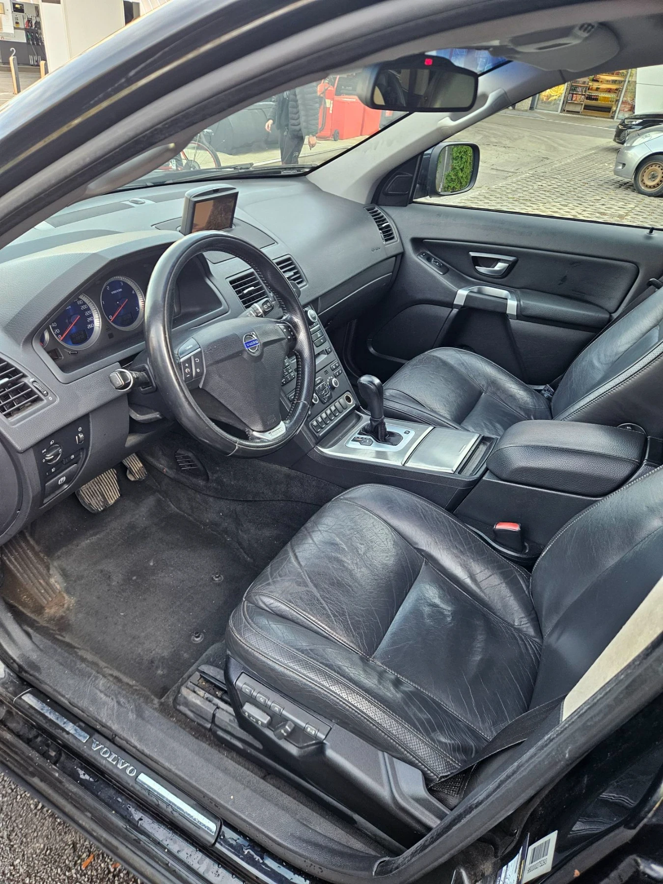 Volvo Xc90 2.4 D5 AWD 220�.�. 7 ������ | Mobile.bg � ����������� 12