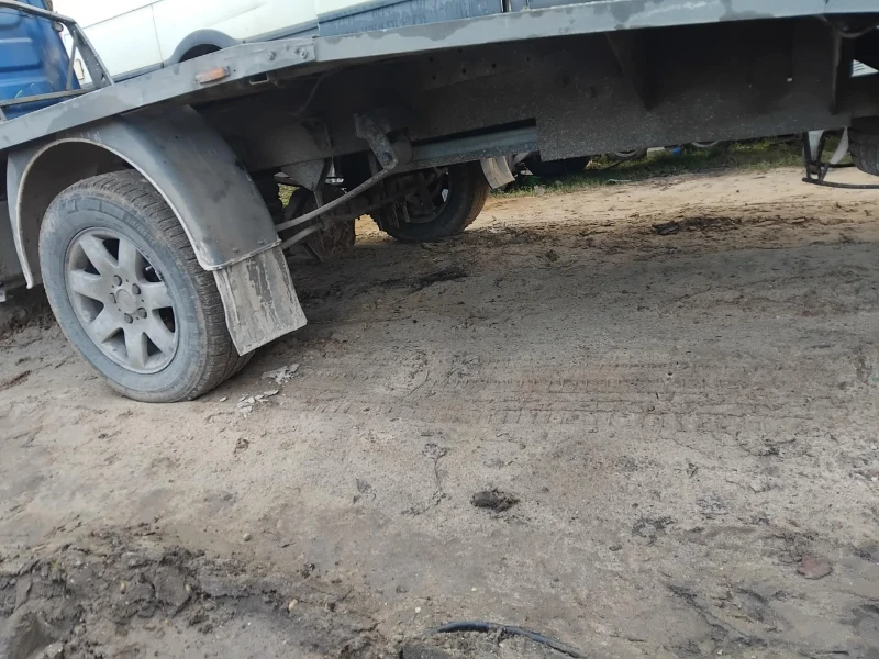 Iveco 35c17 Пътна помощ, снимка 8 - Бусове и автобуси - 53471292