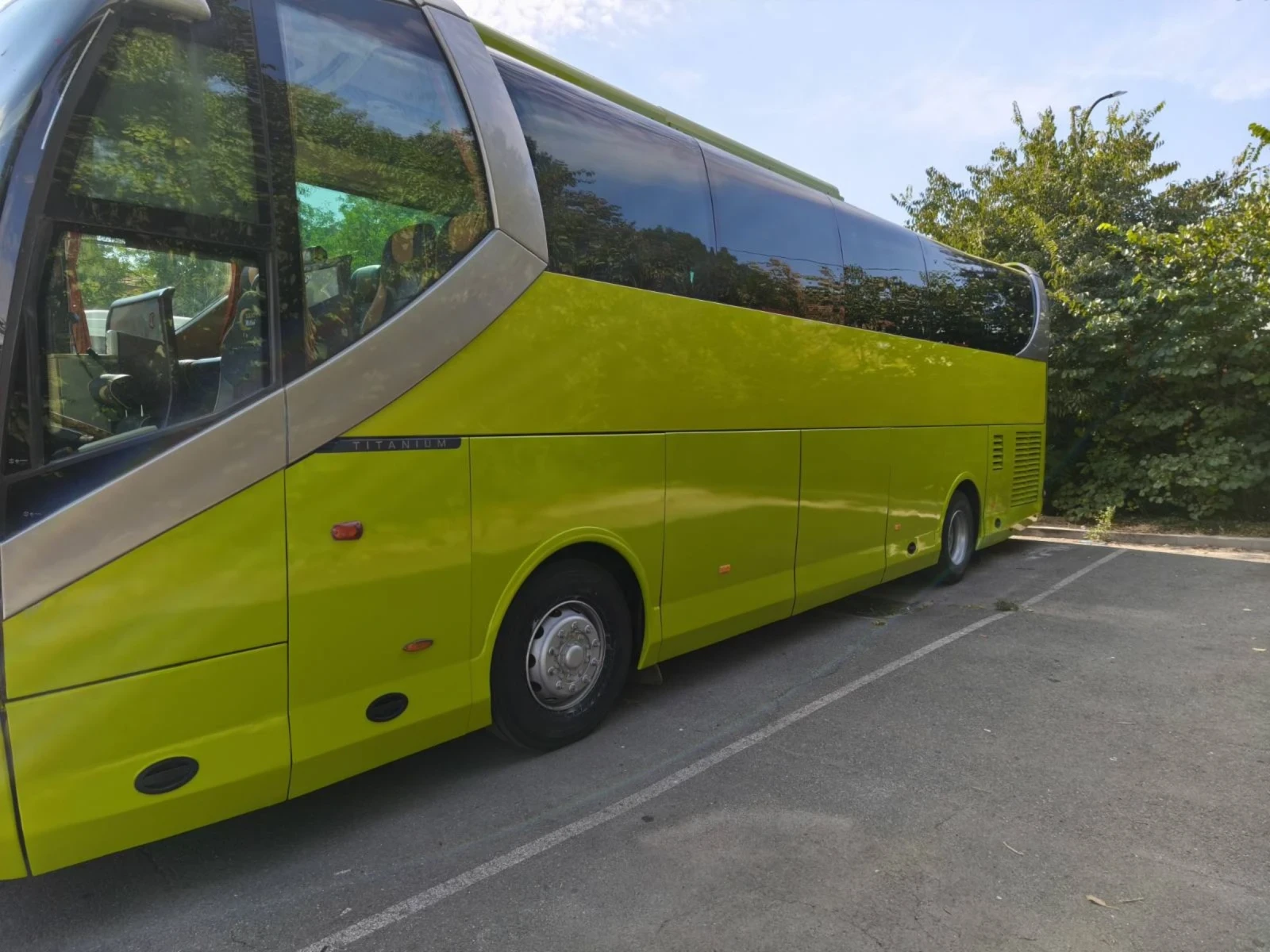 Mercedes-Benz Tourismo ОЦ 500 РФ 1842 Титаниум  - изображение 2