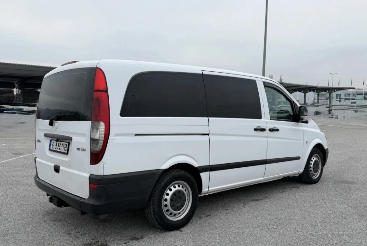 Mercedes-Benz Vito 2.2 CDI 110 коня  9 местен Ръчка, снимка 4 - Бусове и автобуси - 52866805