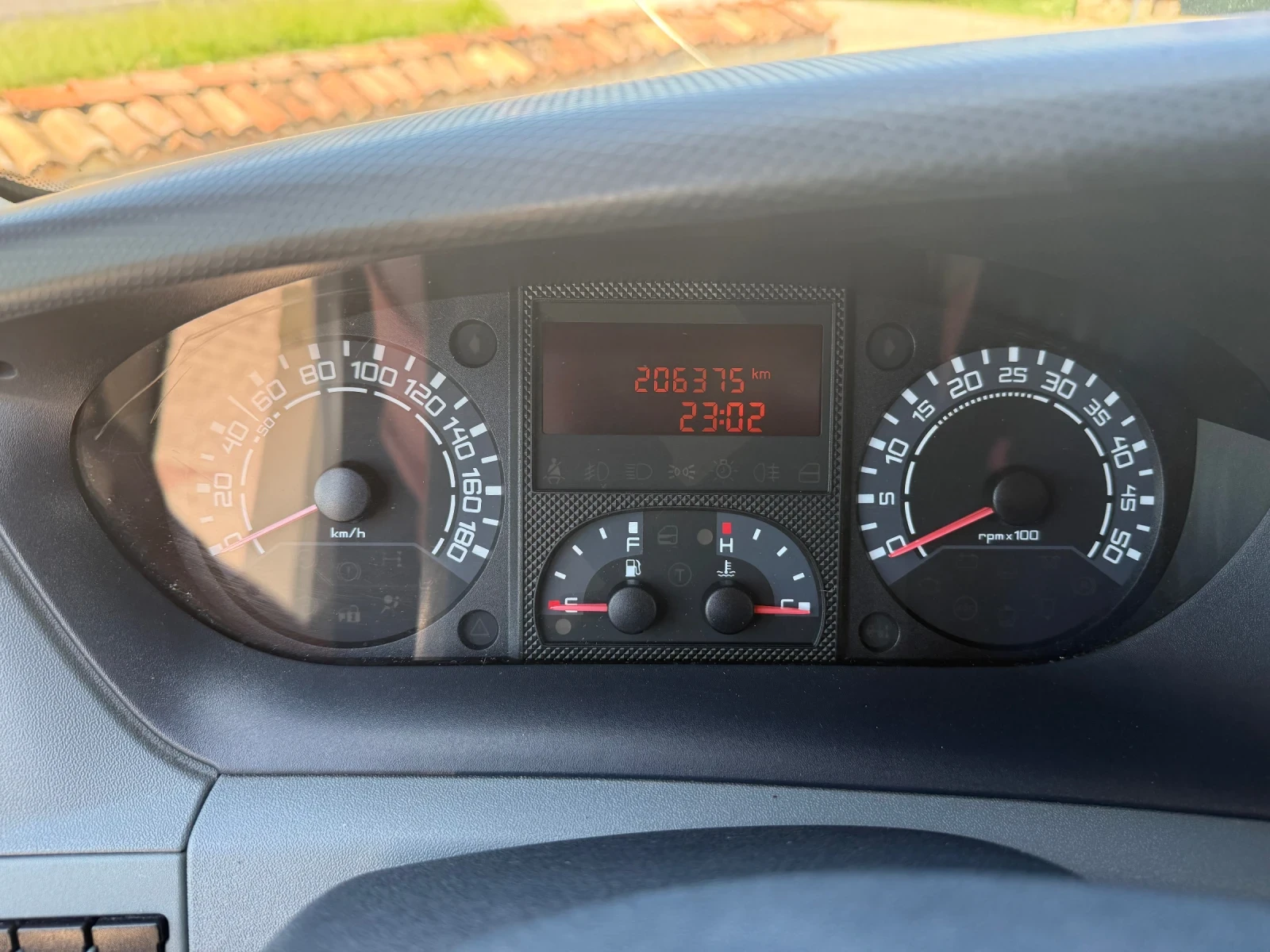 Iveco Daily 2.3, снимка 15 - Бусове и автобуси - 54976330