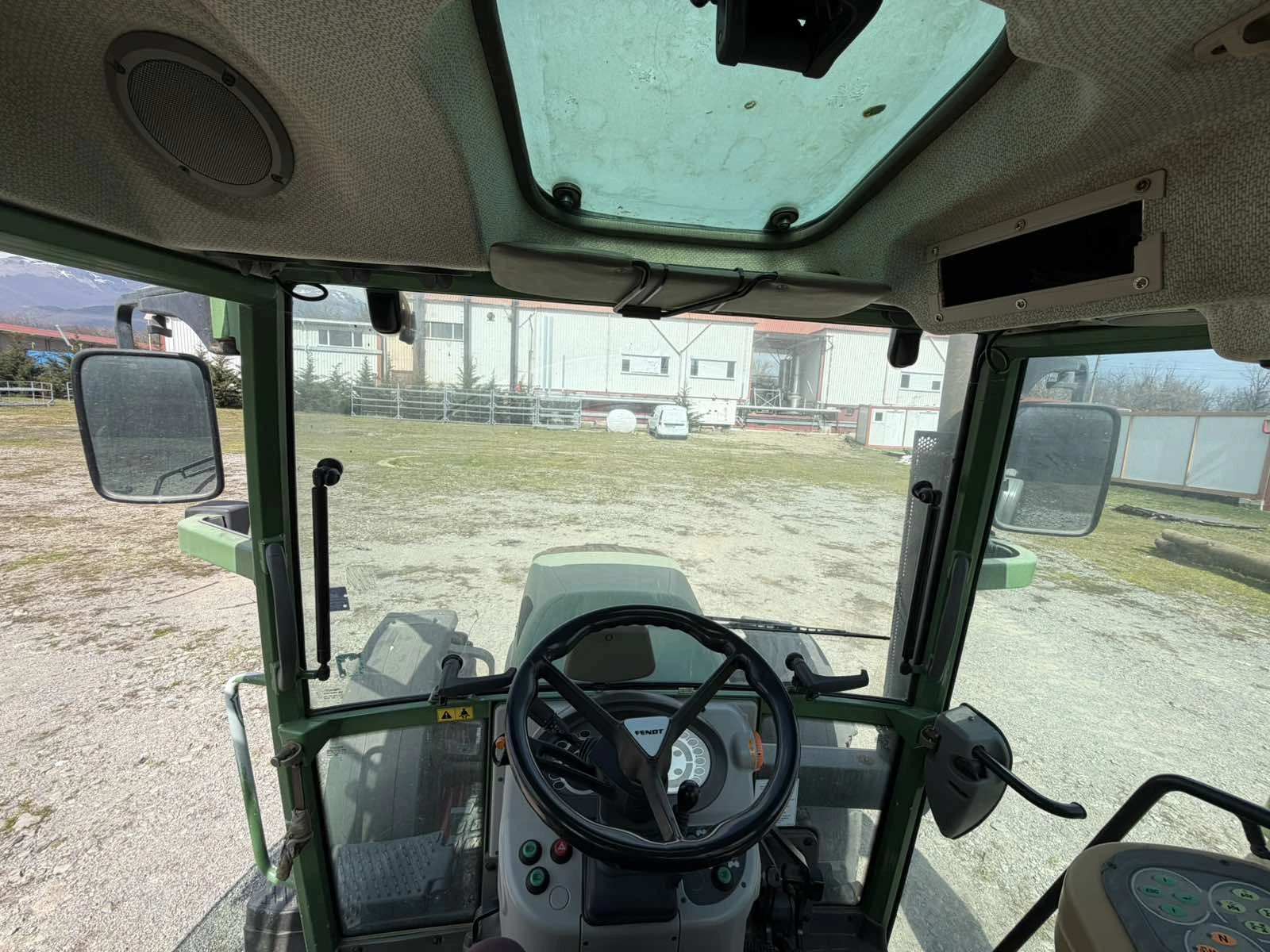 Трактор Fendt 210 Vario, снимка 8 - Селскостопанска техника - 53882363