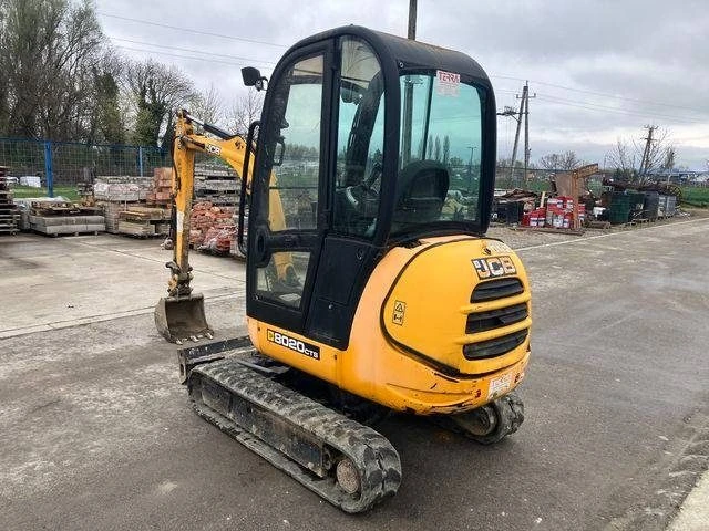 Багер JCB 8020CTS, снимка 4 - Индустриална техника - 56732665