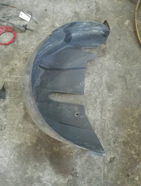 Подкалник заден ляв Ситроен Ц3 Плуриел