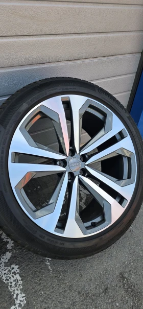    285/40R22  Audi SQ8 | Mobile.bg    9