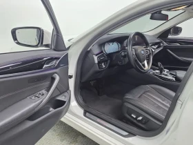 BMW 520 LUXURY G30, снимка 10