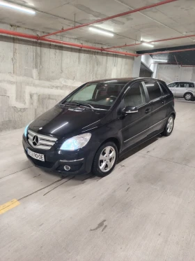 Mercedes-Benz B 180, снимка 1