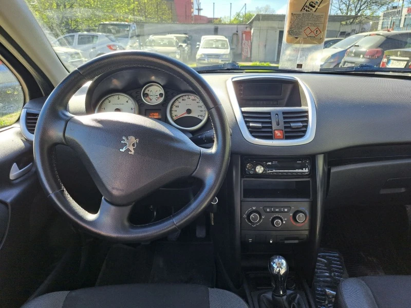 Peugeot 207 1.4 d, снимка 3 - Автомобили и джипове - 45093541