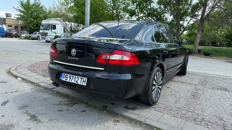 Skoda Superb 2.0 TDI BMP, снимка 3 - Автомобили и джипове - 48498636