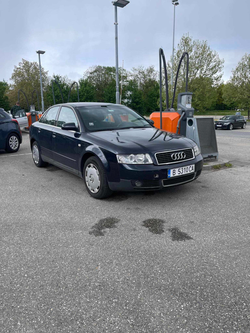 Audi A4 5, снимка 2 - Автомобили и джипове - 45624450