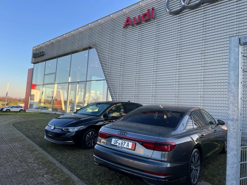 Audi A8, снимка 5 - Автомобили и джипове - 47380908