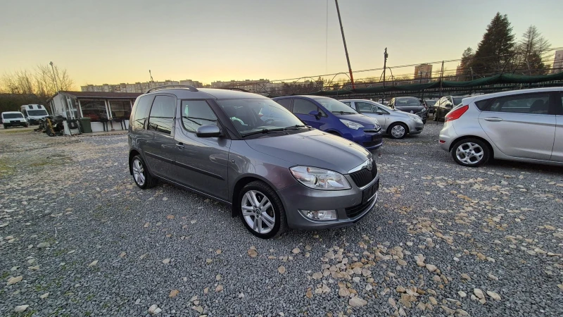 Skoda Roomster 1.6 TDI 90кс, снимка 6 - Автомобили и джипове - 48102310