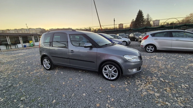 Skoda Roomster 1.6 TDI 90кс, снимка 7 - Автомобили и джипове - 48102310