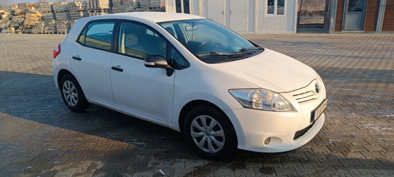 Toyota Auris 1.33 VVT-i, 99 к.с., снимка 1 - Автомобили и джипове - 48598252