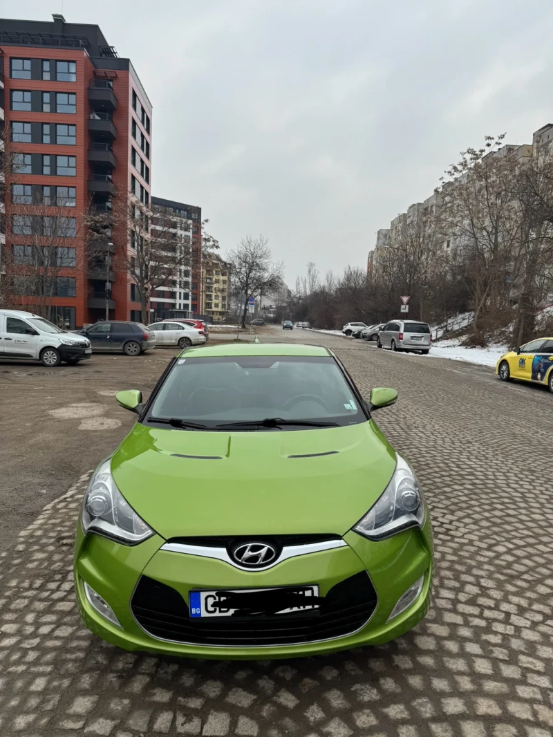 Hyundai Veloster , снимка 2 - Автомобили и джипове - 49259803