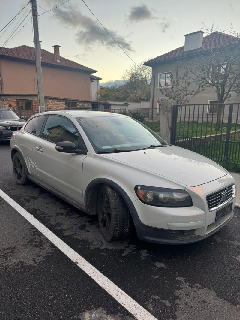 Volvo C30, снимка 3 - Автомобили и джипове - 52644781