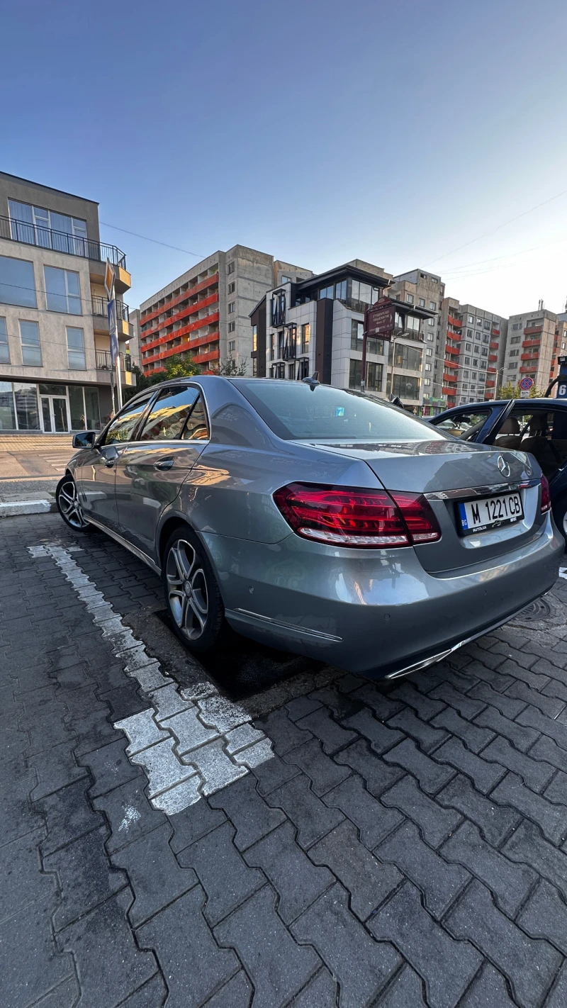 Mercedes-Benz E 300, снимка 2 - Автомобили и джипове - 53024405
