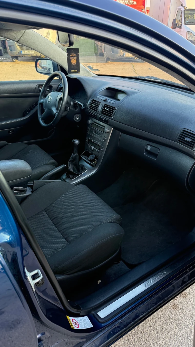 Toyota Avensis, снимка 6 - Автомобили и джипове - 52402995