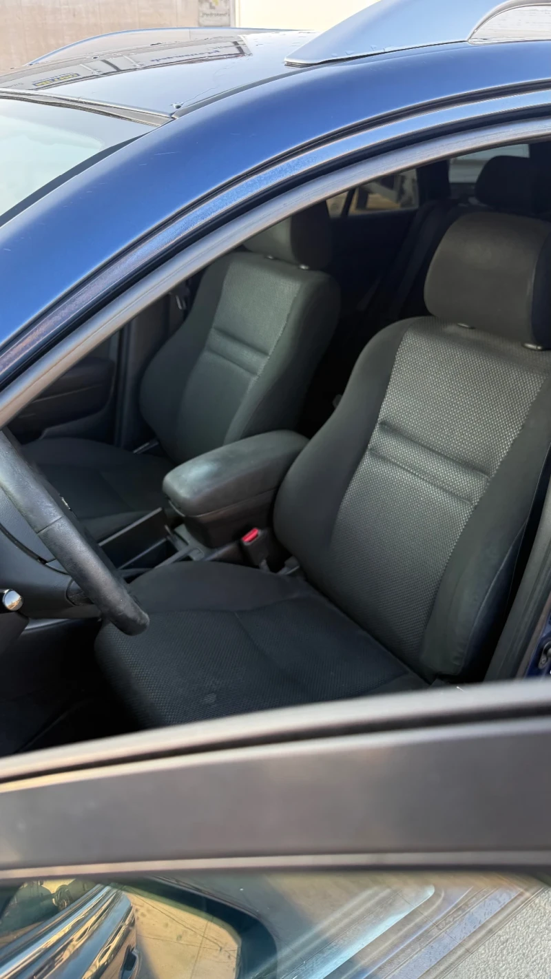 Toyota Avensis, снимка 5 - Автомобили и джипове - 52402995