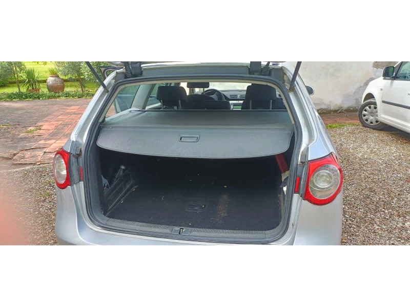 VW Passat 2.0TDI / DSG, снимка 10 - Автомобили и джипове - 52738154