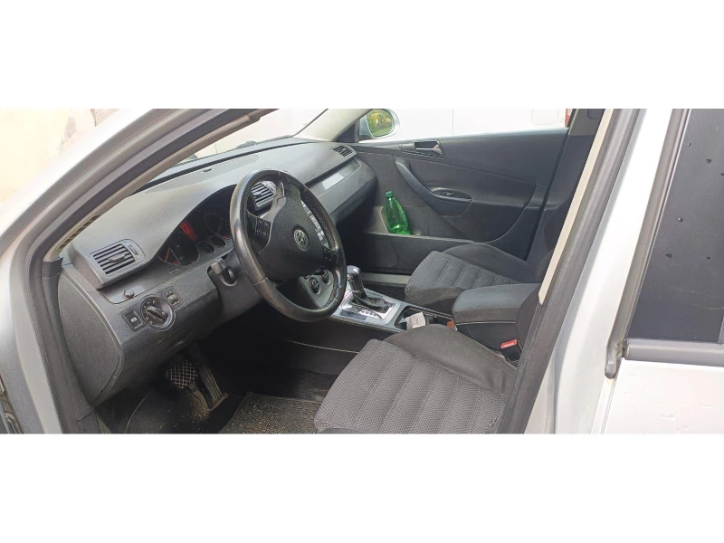 VW Passat 2.0TDI / DSG, снимка 6 - Автомобили и джипове - 52738154