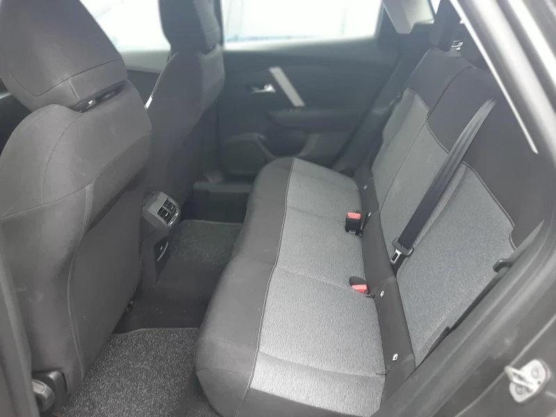 Citroen C4 08.2022 г от Италия, снимка 5 - Автомобили и джипове - 52877888