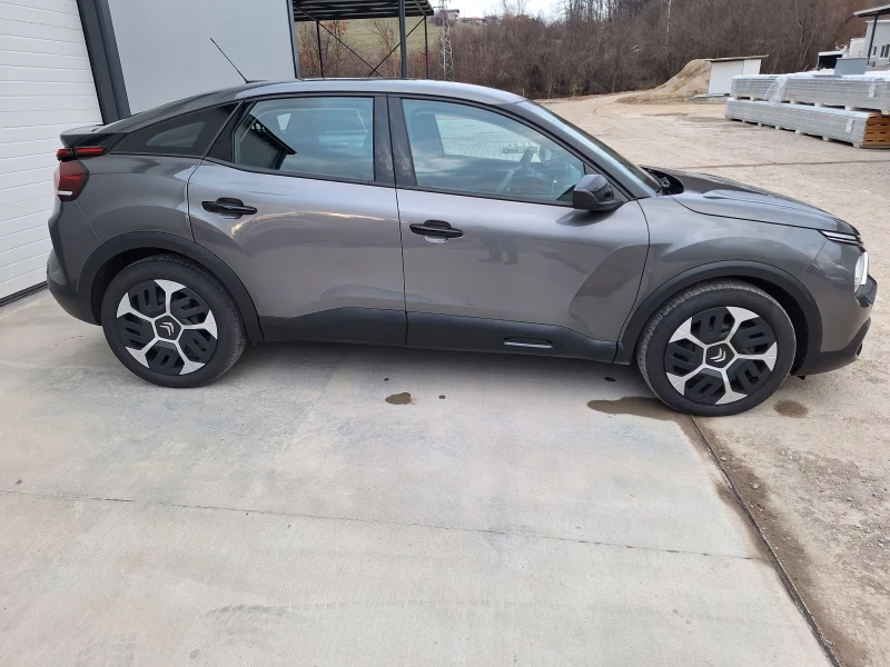 Citroen C4 08.2022 г от Италия, снимка 4 - Автомобили и джипове - 52877888