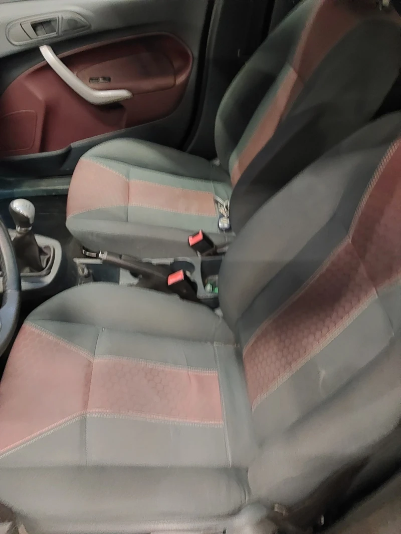 Ford Fiesta, снимка 11 - Автомобили и джипове - 53193115