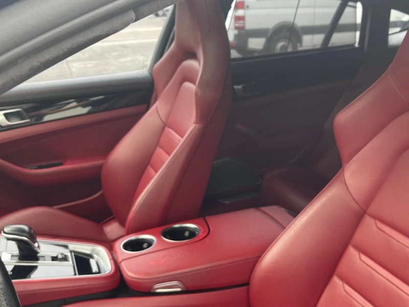 Porsche Panamera Turbo S  С РЕГИСТРАЦИЯ & АВТО КРЕДИТ, снимка 14 - Автомобили и джипове - 53262178
