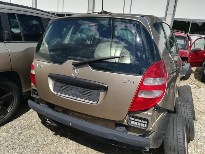 Mercedes-Benz A 200 2.0 CDI/AUTOMAT / НА ЧАСТИ , снимка 10 - Автомобили и джипове - 37143655