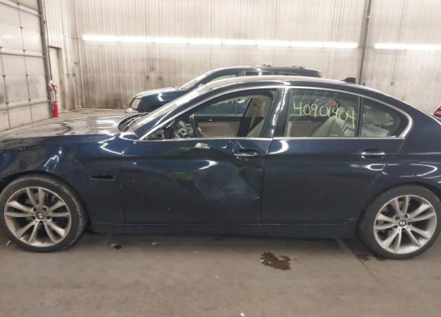 BMW 535 xDrive* камера* подгрев* keyless* кожа, снимка 14 - Автомобили и джипове - 48675927