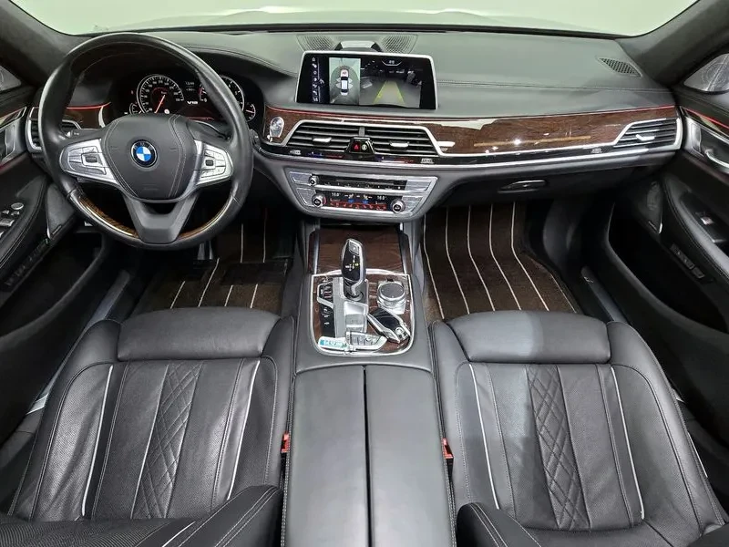 BMW 750 Li xDrive Prestige, снимка 7 - Автомобили и джипове - 55699123