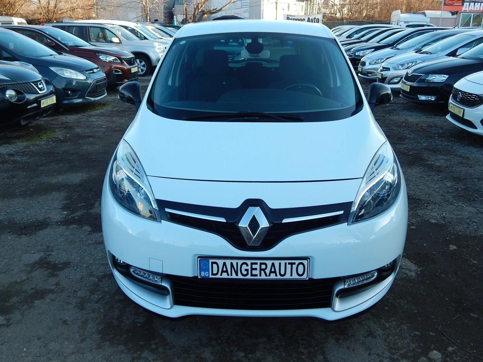 Renault Scenic 1.5DCI* EURO6* КАТО НОВА* XMOD*  - изображение 2