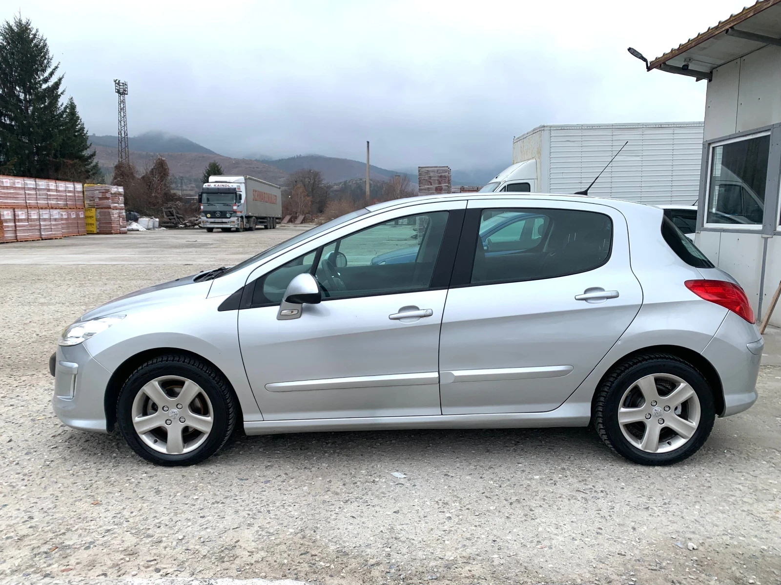 Peugeot 308 1.6HDI 90hp - изображение 8